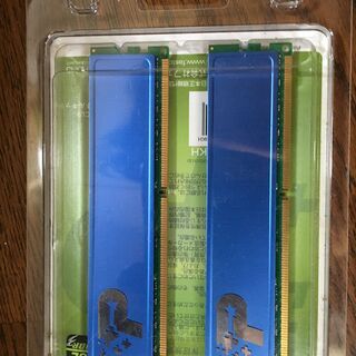 ディスクトップＰＣ用メモリカード　ＤＤＲ３－１３３３　４ＧB Ｘ２