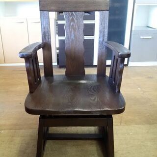 【愛品倶楽部柏店】　囲炉裏ダイニング５点セット　天然木　無垢　　肘付回転チェア　【問い合わせ番号　１５２-００７６２７　００２】