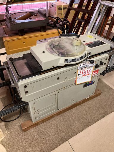 【中古】【動作OK】【店頭引取限定】makita マキタ　超仕上カンナ　LP2502C　55000円（税込）