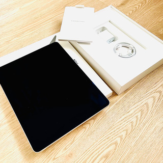 美品◎ iPad Pro 12.9 wifi+cel 第４、キーボード、ペンシル