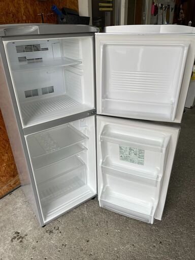 J3003 アクア 冷蔵庫 137L 2013年