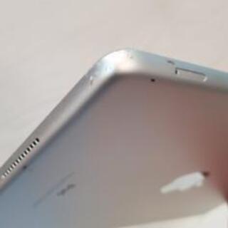 ⭐週末セール⭐iPad 第6世代 Wi-Fi セルラーモデル 128GB