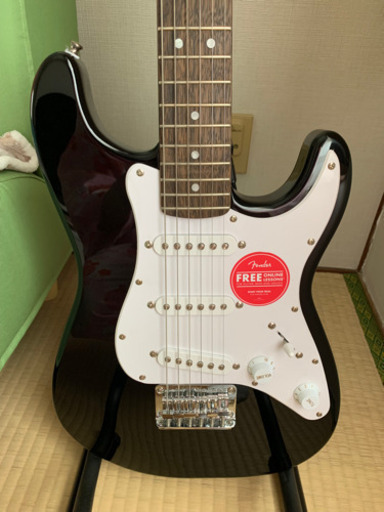 フェンダースクワイア　エレキギター squier strat mini