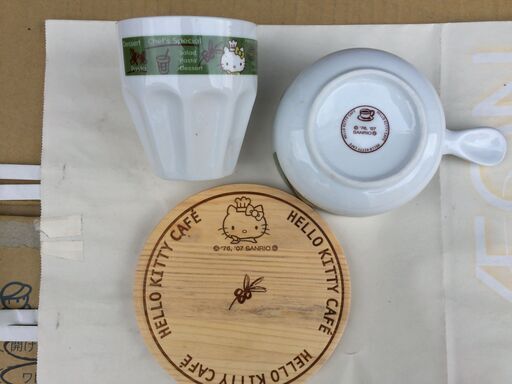 ~値下げ～　ハローキティ　小物3種＆カフェサンデーブランチセット