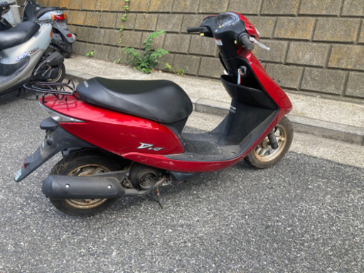 ホンダ　ＤＩＯ　ＡＦ６２　赤　４ストローク