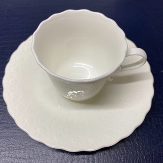 鳴海製陶　コーヒーカップ　1脚　NARUMI BONE CHIN...