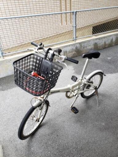 折りたたみ自転車 20インチ シマノ製6段ギアカゴ付き