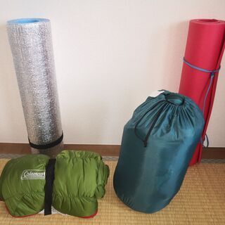 【ネット決済】キャンプ用品　寝袋・レジャーシート