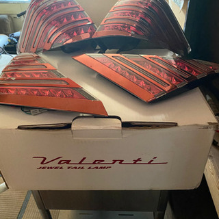 20アルファード用ヴァレンティLEDテール