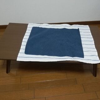 ニトリの折り畳みローテーブル