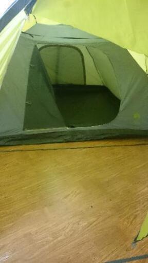 キャンプ　セット　LOGOS　5人用テント、テーブル、イス２脚、クーラーボックス　別売りキャノピーポール付