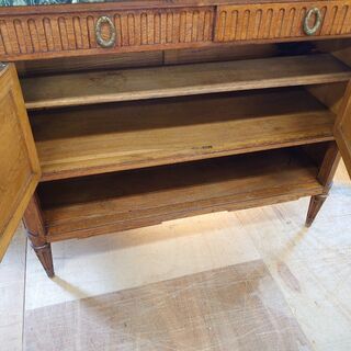 GUCCI ロゴマフラー GG柄 シルク ウール ラインデザイン ベージュ-【愛品倶楽部柏店】メルシエ・フレール　アールデコ様式　コンソールキャビネット【店舗同時販売中】