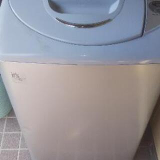 日本製の洗濯機  SANYO