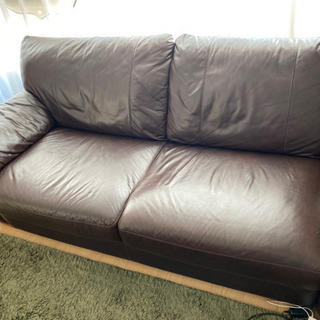 取引中ーIKEA レザー カウチソファー