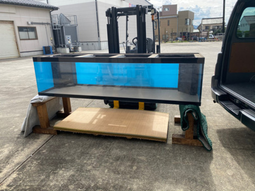 2400水槽売ります。