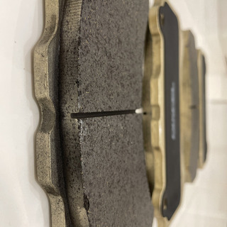 グランドチェロキー　srt8 ブレーキパッド