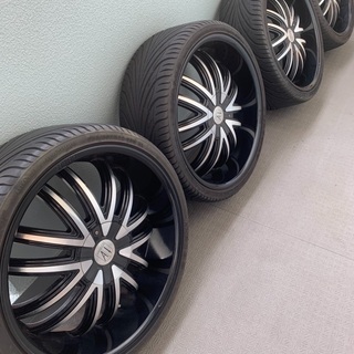 22インチタイヤ、ホイール