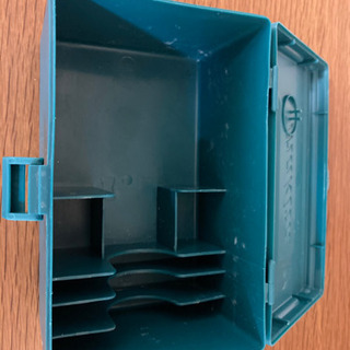 特価　makita 18Vマルチツール　純正カットソー、ケース付き