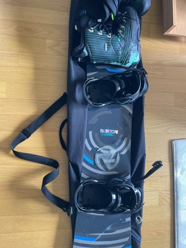 バートン クラッシュ スノーボード ケース、バインディング付き BURTON