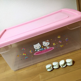 ♡キティちゃん♡ピンクの衣装ケース・おもちゃ箱・レトロ
