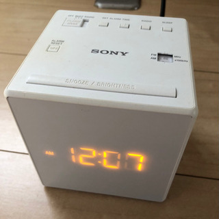 SONY  デジタル時計付　クロックラジオ