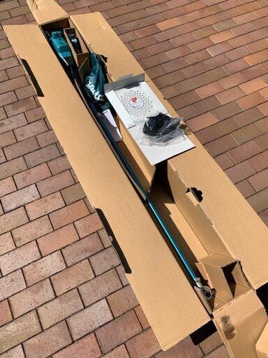 草刈り機　36V マキタ　MUR369UDZ　バッテリー式　新品未使用