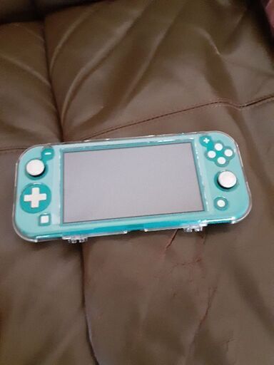 ニンテンドースイッチライトほとんど未使用