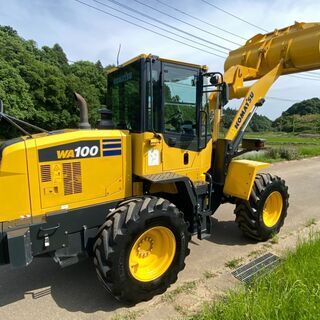 コマツ WA100-7 ホイールローダー ペイローダー タイヤショベル キャビン付き エアコン アワーメーター１，３６２h 茨城県 F77