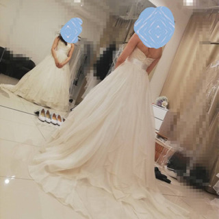 ウエディングドレス　シルクオーガンジー　パニエつき