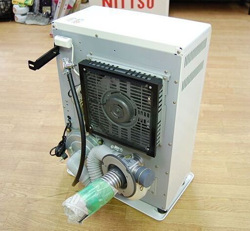 FF式ストーブ 2011年製 サンポット FF-513TF K 温風式 ホワイト SUNPOT