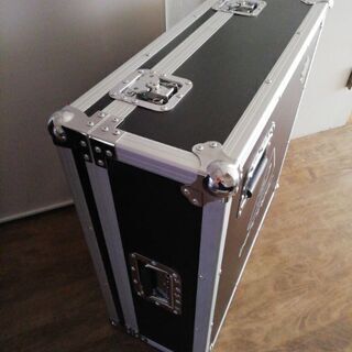 美品 ベリンガーX32コンパクト用純正ハードケース