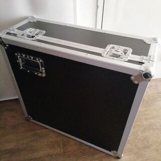 美品　ベリンガーX32コンパクト用純正ハードケース 美品 ベリンガーX32コンパクト用純正ハードケース