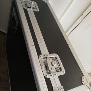 美品 ベリンガーX32コンパクト用純正ハードケース