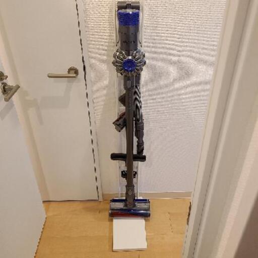 【スタンド付き】ダイソン dyson v6 fluffy+ SV09  コードレスクリーナー