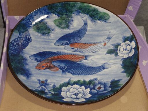 箱入り未使用大皿魚鯉直径約３６ 1枚 花絵皿直径約３２ レトロアンティーク骨董涼しげな皿 アングラ牧場 高久のその他の中古あげます 譲ります ジモティーで不用品の処分