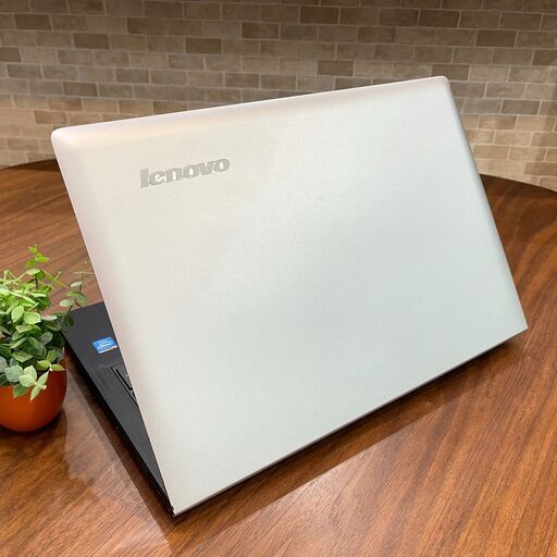 ☆値引中!☆【新品SSD搭載!】爆速スリムノートPC ✩Windows10☆WEB