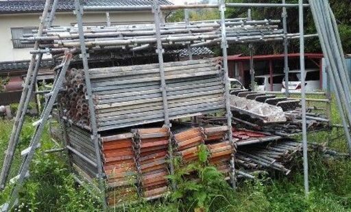 中古ビケ足場　2名様にて譲ります　２－１