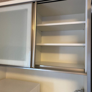 ニトリ　食器棚　キッチンボード　アルミナ