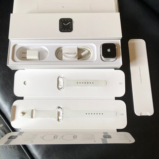 アップルウォッチ　シリーズ5 silver aluminum 44mm GPSモデル