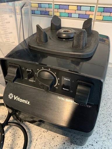 Vitamix（VM0111）ミキサー | real-statistics.com