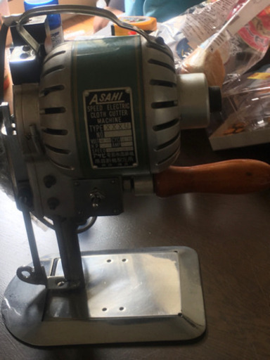✨業務用　縫製電動カッター✨最終値下げ❗️