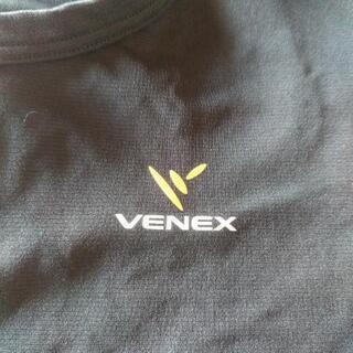 VENEXベネックス黒Tシャツ