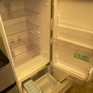 備蓄などにどうぞ！】AQUA クリスタルブラック AQF-GS15G [冷凍庫 153L