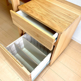 無印良品 オーク無垢材デスク（引出・足元棚付）