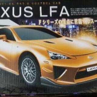 LEXUS　ラジコン(新品)　白🚗　外箱31cm