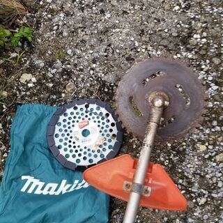 草刈り機　マキタ　中古品　替刃新品付き