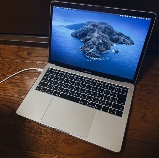 【美品】MacBook Pro 2017 13インチ シルバー