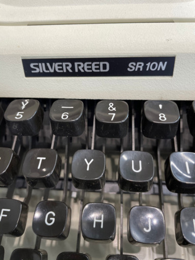 アンティークタイプライター SILVER SR10N