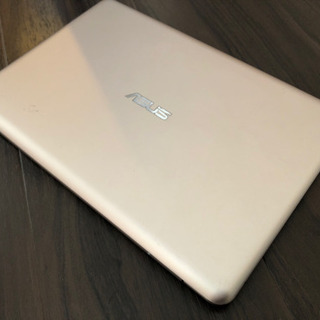 ASUS X205T 超軽量コンパクトなエイスースのノートパソコン