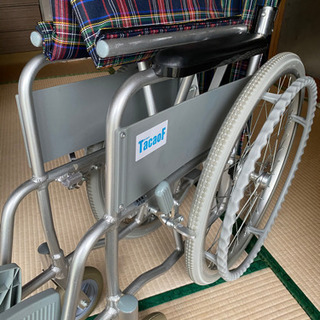 幸和製作所アルミ製車いすB-30綺麗です、　受け渡し決まりました！